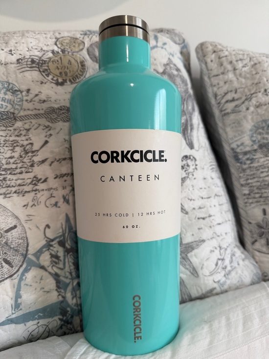 Corkcicle Other - Corkcicle 60oz Turquoise Canteen Bottle Insulated Stainless Steel – NWT